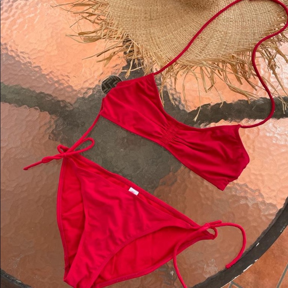 Fun red bikini